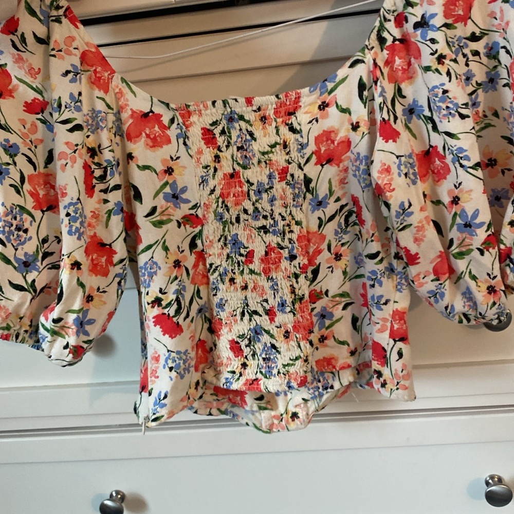 Floral top - Picture 5 of 5